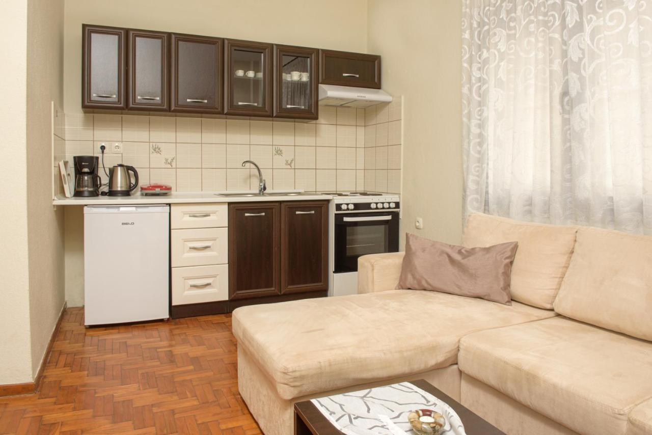 Dili Apartments Ierissós Esterno foto